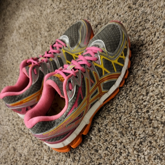 Asics Gel-Kayano 20 - Picture 4 of 10